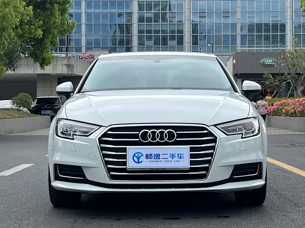 Audi A3 2020 — фото 2