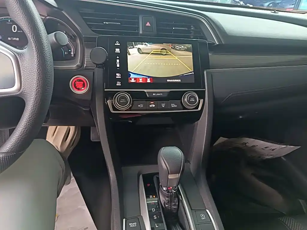 Honda Civic 2020 — фото 13