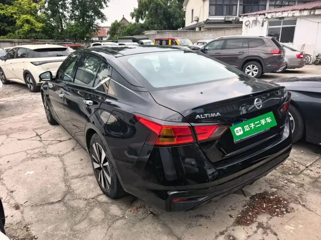 Nissan Teana 2021