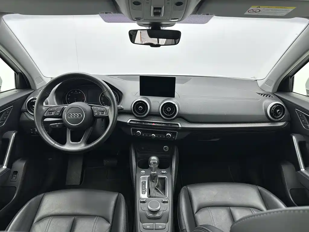 Audi Q2L 2022