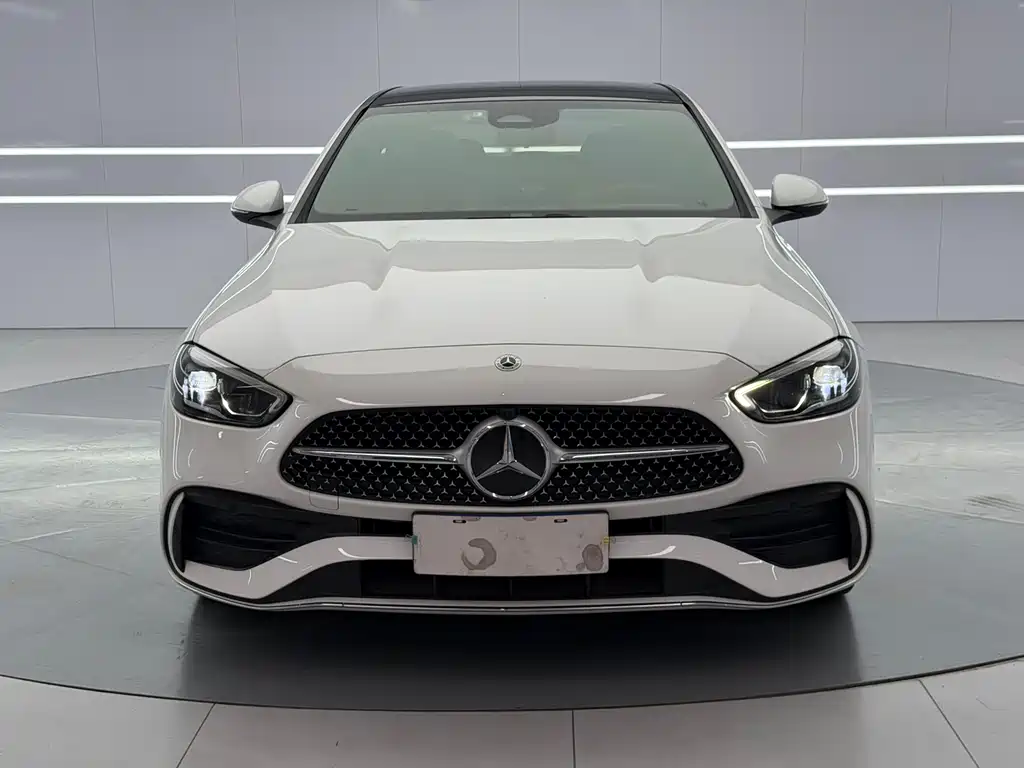 Mercedes-Benz C-Class 2024 — фото 2