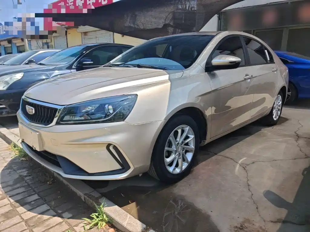 Geely Emgrand 2021