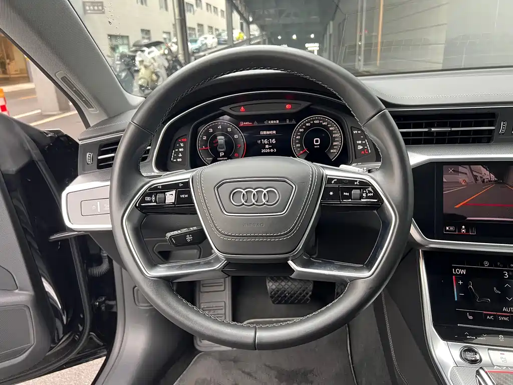 Audi A7L 2025 — фото 12