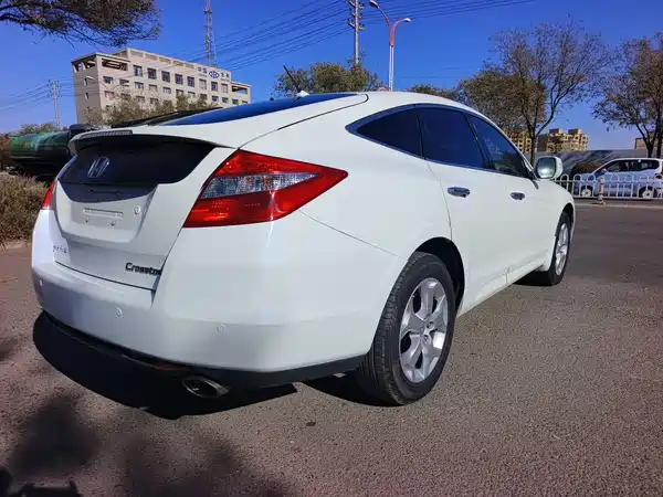 Honda Crosstour 2012