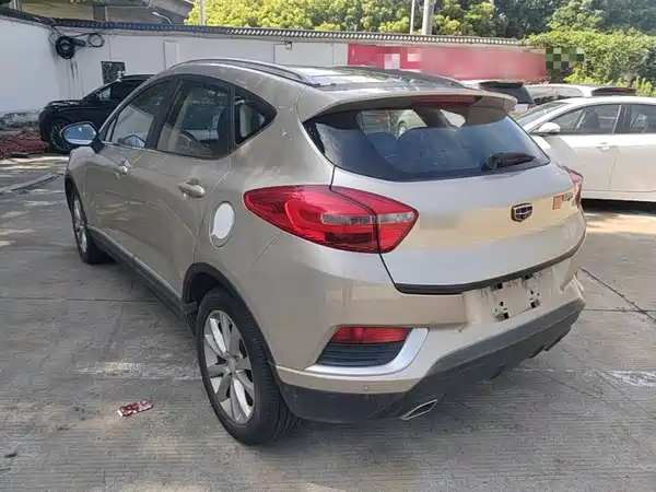 Geely Emgrand GS 2017