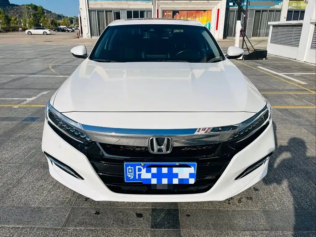 Honda Accord 2020 — фото 8