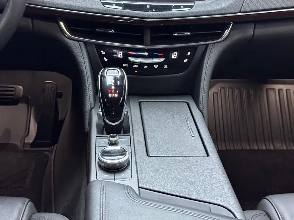 Cadillac CT6 2020 — фото 16