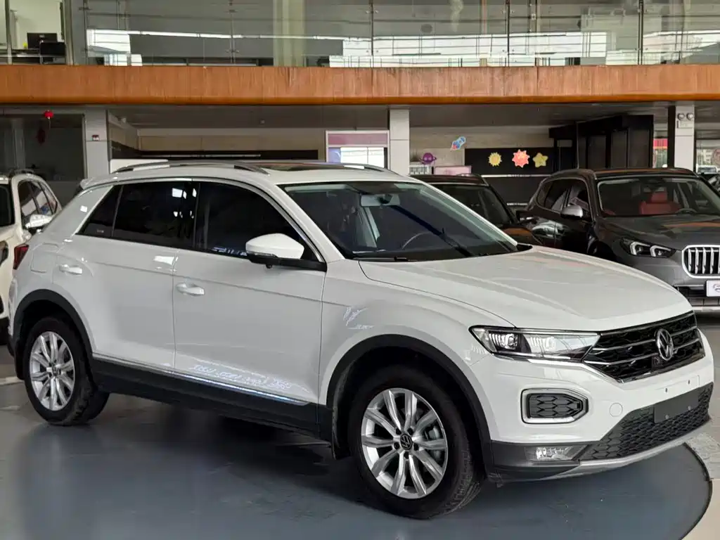 Volkswagen T-Roc 2022 — фото 11