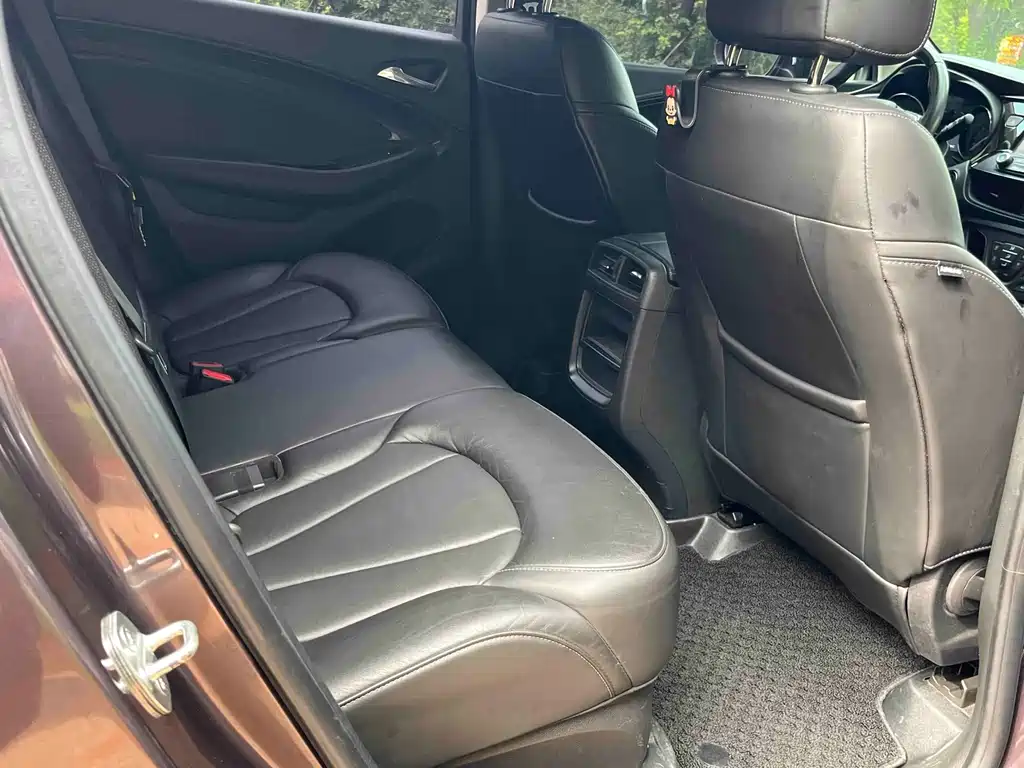 Buick Envision Plus 2018 — фото 17