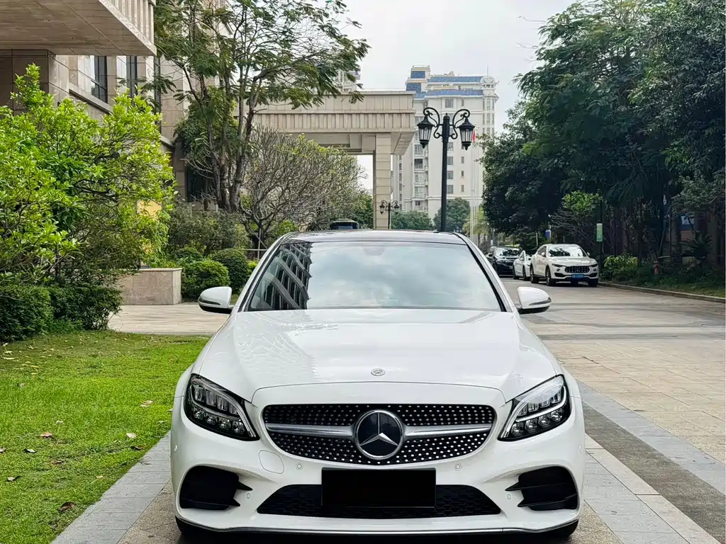 Mercedes-Benz C-Class 2019 — фото 2