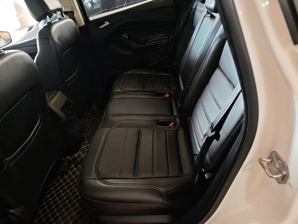 Ford Kuga 2018 — фото 17