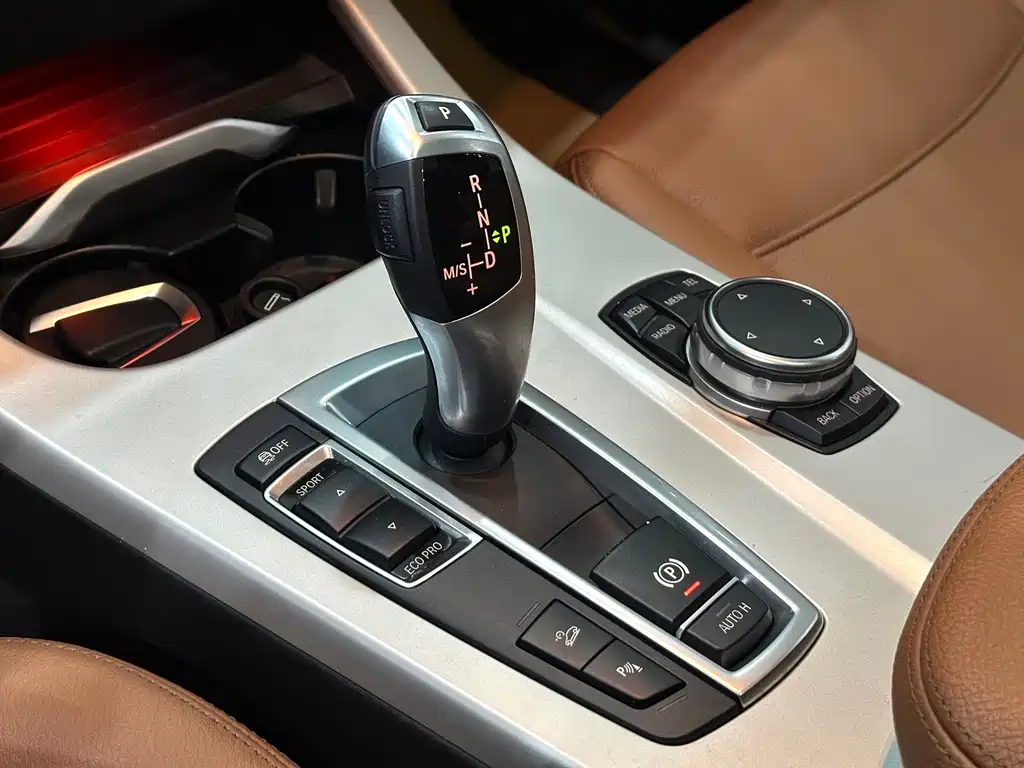 BMW X3 2016 — фото 14