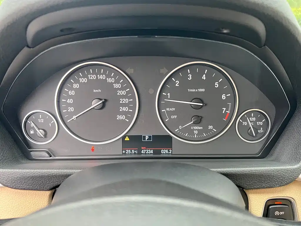 BMW 3 Series 2014 — фото 14