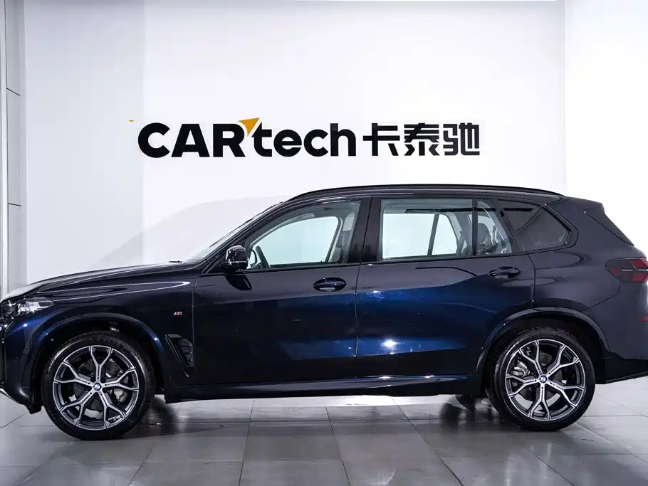 BMW X5 2025 — фото 8