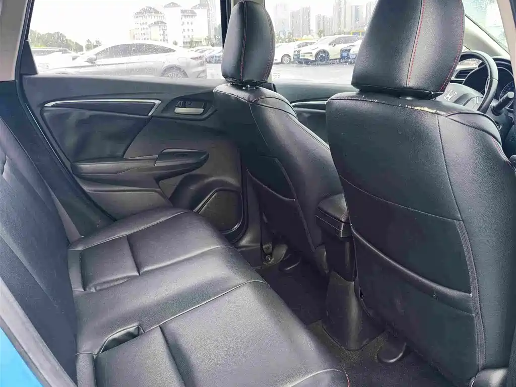 Honda Fit 2018 — фото 11