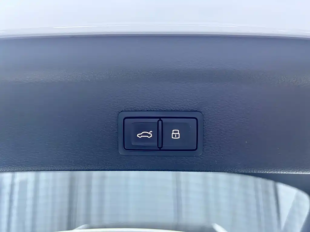 Audi Q3 Sportback 2022 — фото 21
