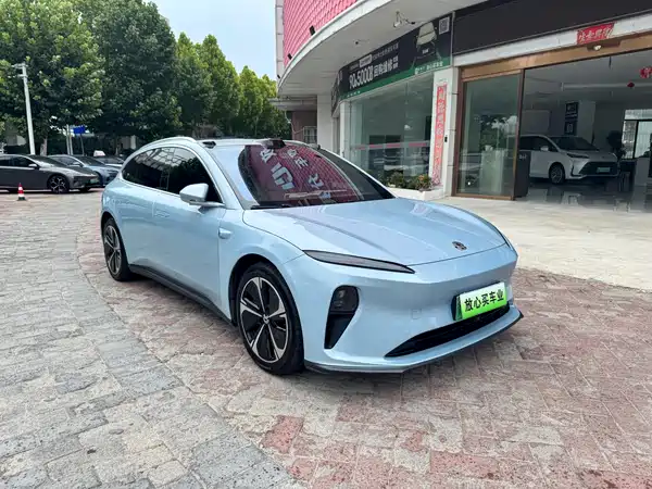 NIO ET5T 2023