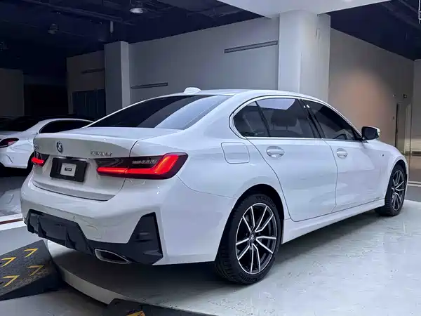 BMW 3 Series 2023