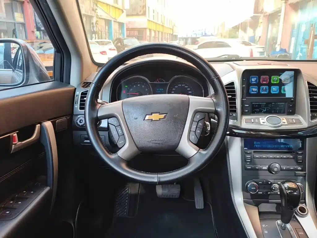 Chevrolet Captiva 2016 — фото 11