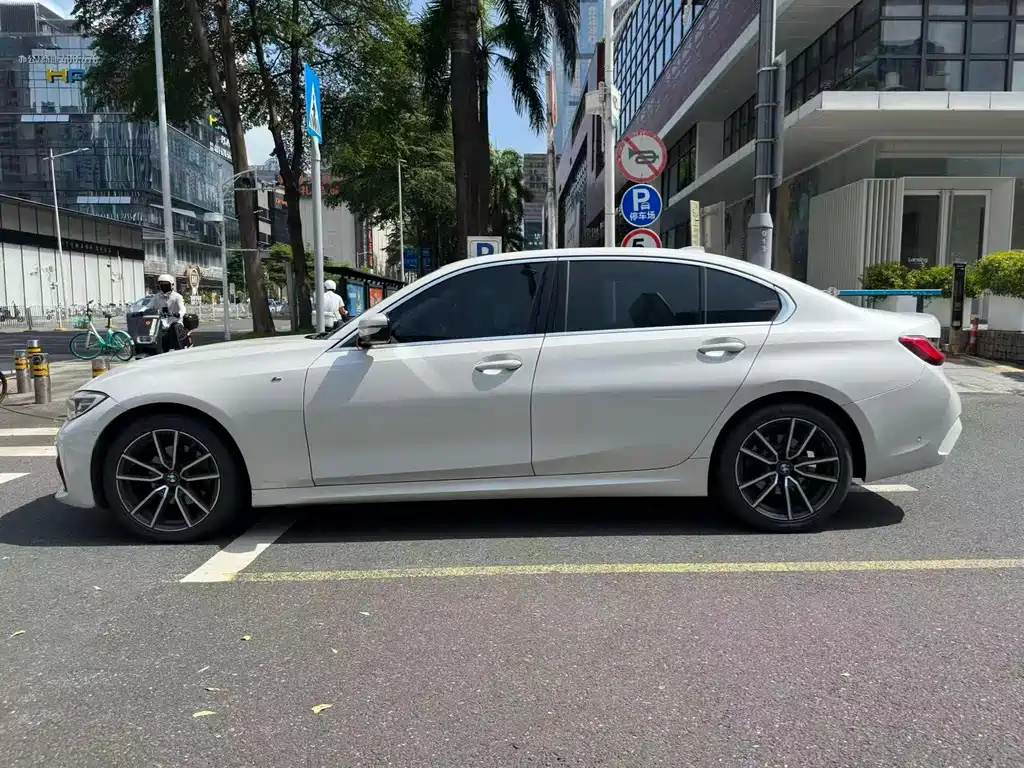 BMW 3 Series 2019