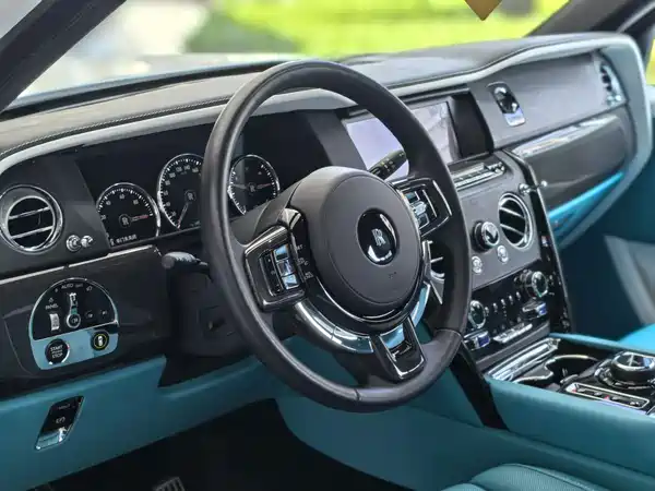 Rolls-Royce Cullinan 2021