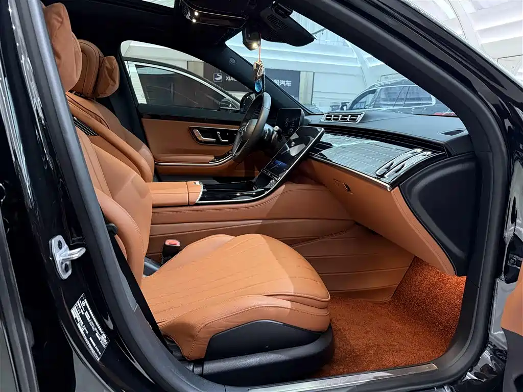 Mercedes-Benz S-Class 2024 — фото 12