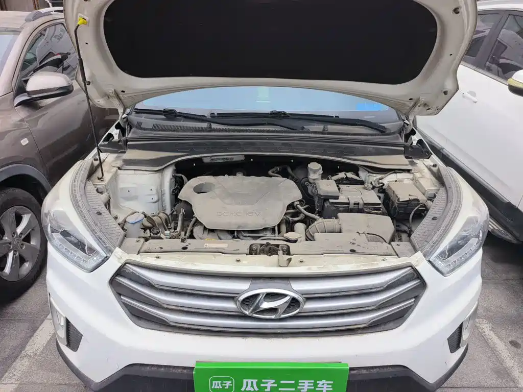 Hyundai ix25 2015 — фото 11