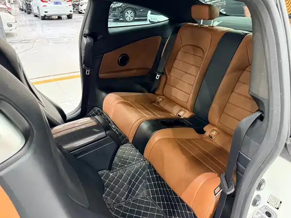Mercedes-Benz C-Class 2019