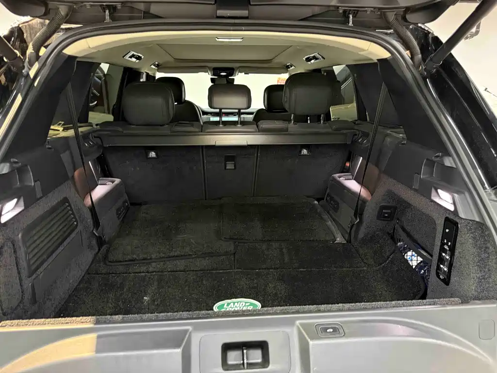 Land Rover Range Rover 2023 — фото 18