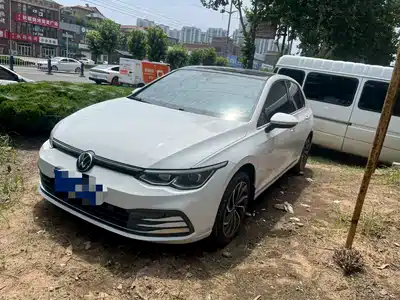 Volkswagen Golf 2022