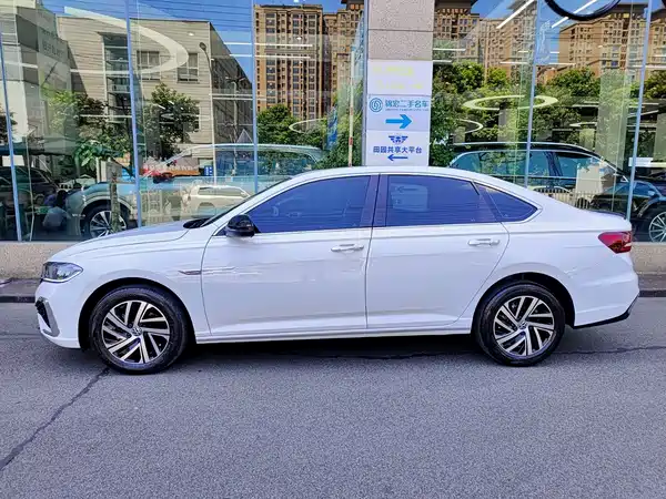 Volkswagen Lavida 2025