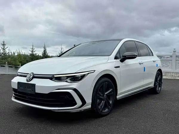 Volkswagen Golf 2022