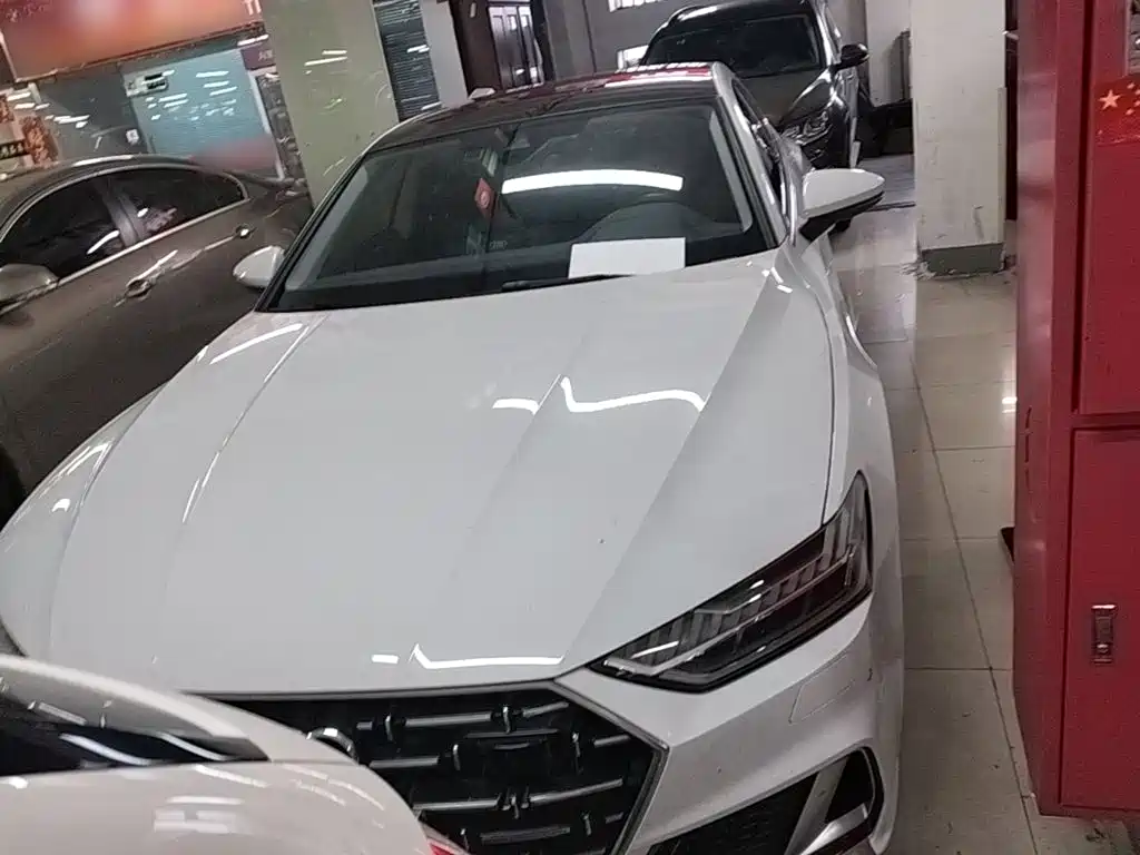 Audi A7L 2025 — фото 3