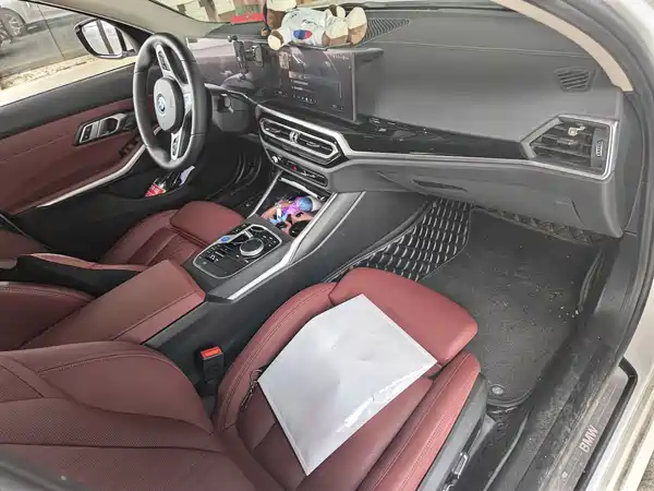 BMW i3 2024
