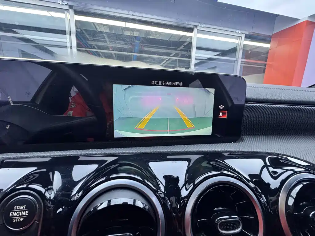 Mercedes-Benz A-Class 2022 — фото 17