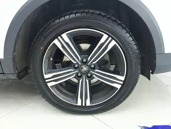 MG ZS 2020