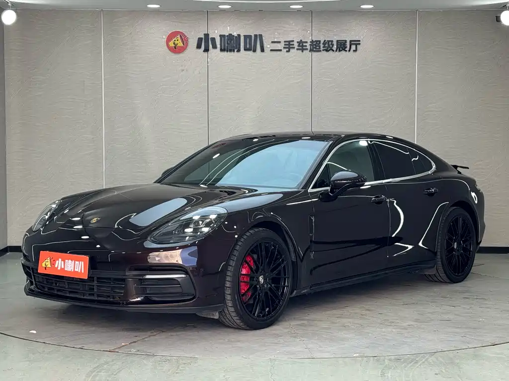 Porsche Panamera 2018 — фото 1