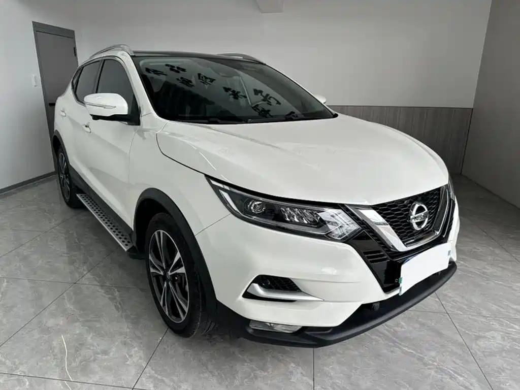 Nissan Qashqai 2023 — фото 1