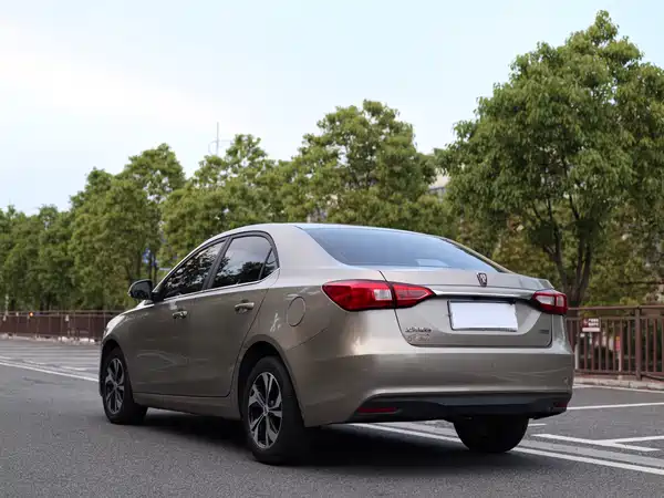 Roewe 360 2017