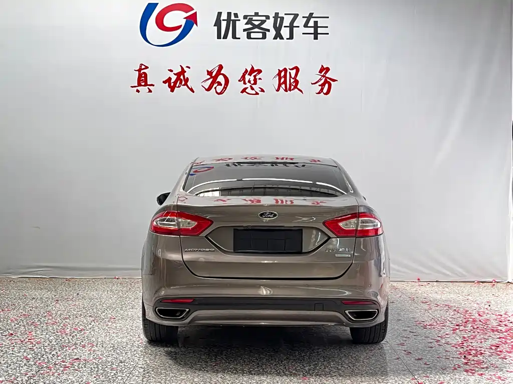 Ford Mondeo 2015 — фото 16