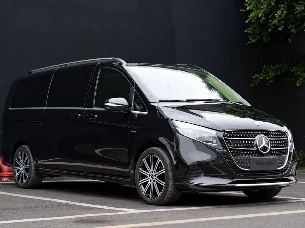 Mercedes-Benz V-Class 2025 — фото 3