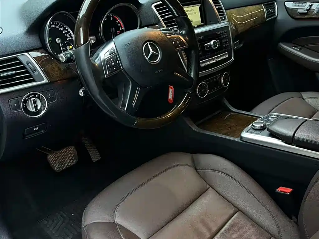 Mercedes-Benz M-Class 2015 — фото 6