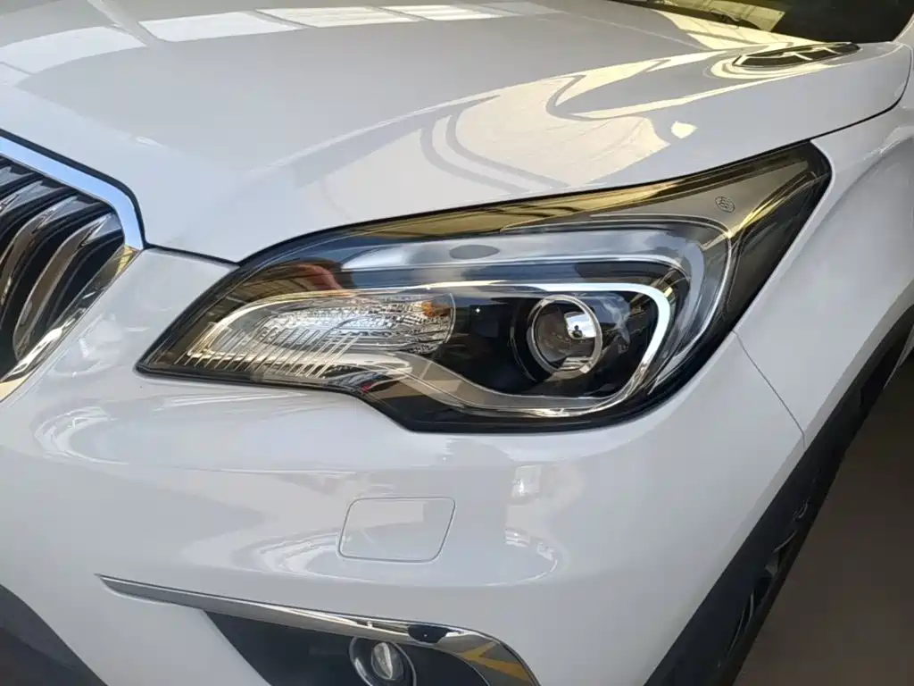 Buick Envision Plus 2017 — фото 24
