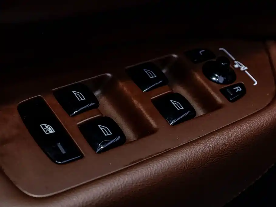 Volvo XC90 2024 — фото 12