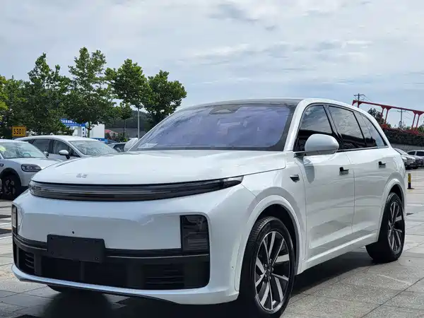 Li Auto L7 2024