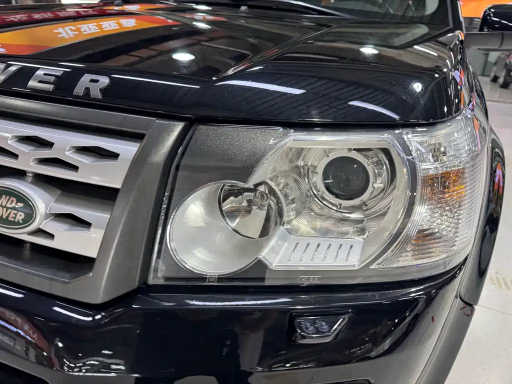 Land Rover Freelander 2 2011 — фото 19