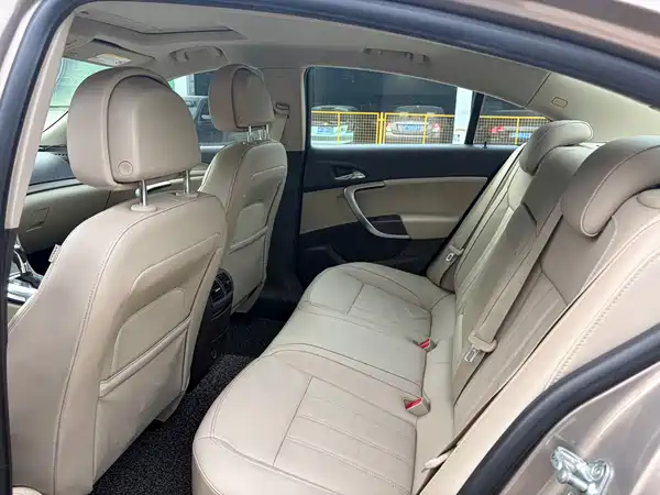 Buick Regal 2013