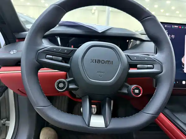 Xiaomi SU7 2025