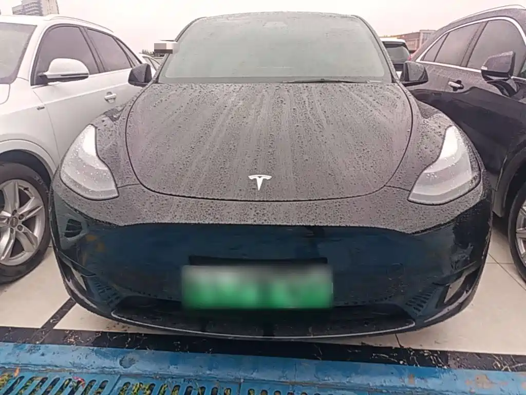 Tesla Model Y 2022 — фото 3