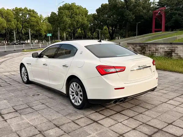 Maserati Ghibli 2015
